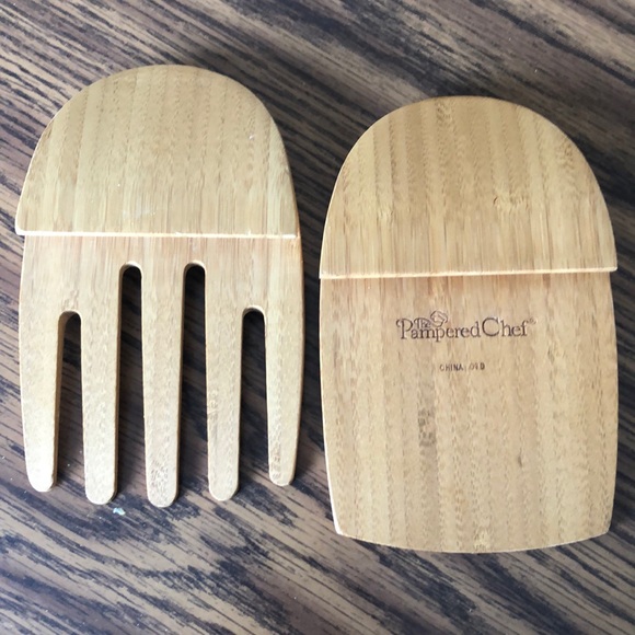 The Pampered Chef Salad Claws - Picture 2 of 2